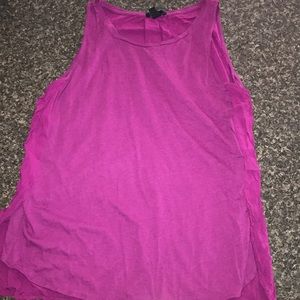 sleeveless purple tee